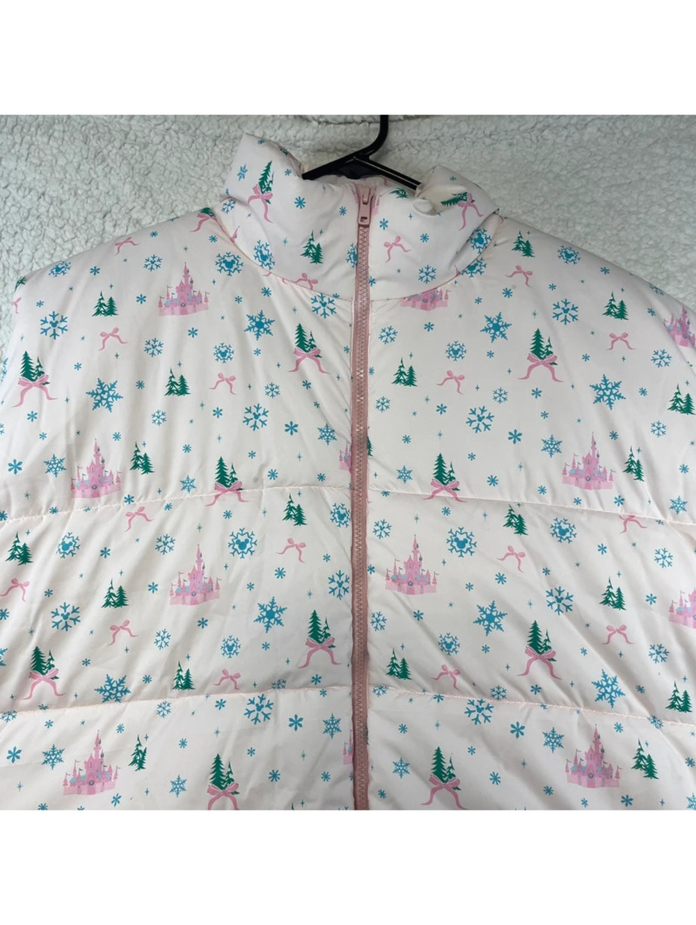 Disney Pink Princess Castle Snowflake Puffer Jacket Girls 3X NWT - Picture 3 of 7